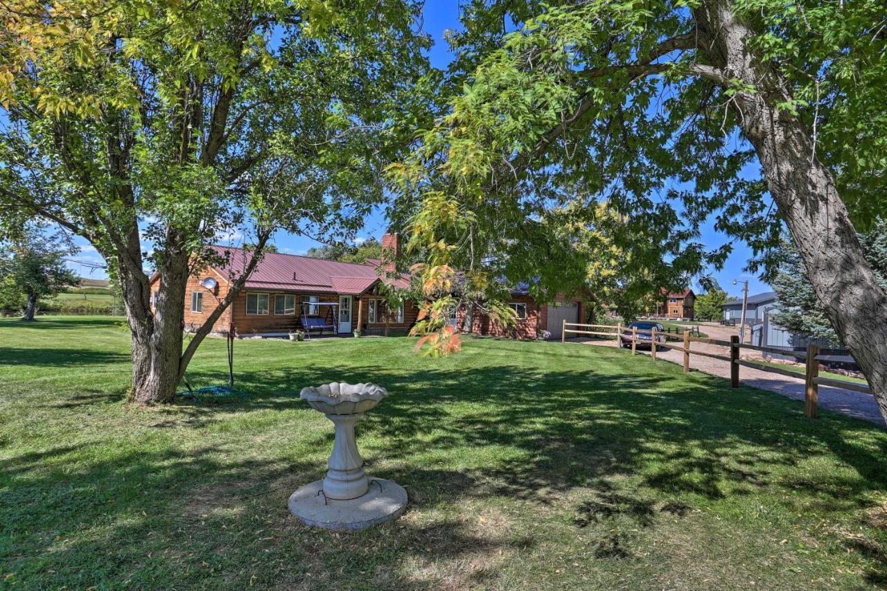 Rustic Spearfish Cabin On 12-Acre Trout Farm Bagian luar foto